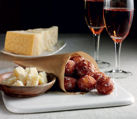 Grana padano cheese and nutmeg cheese puffs